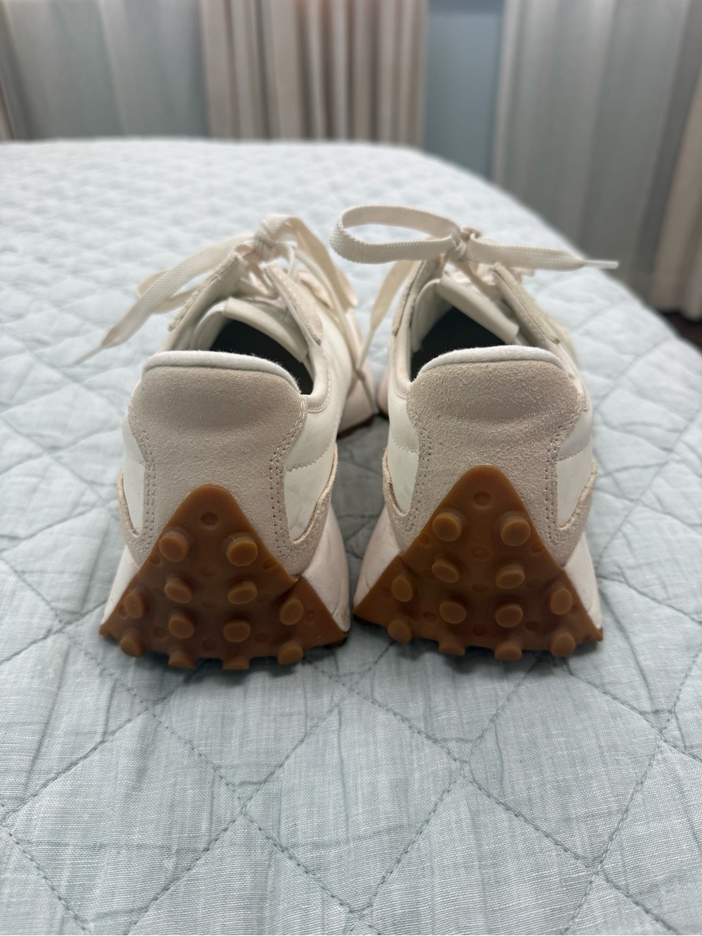 New Balance 327 Cream White Gum Sneakers – Women’s 9.5 - Picture 2 of 6
